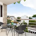 Alexander Suites