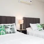Alexander Suites